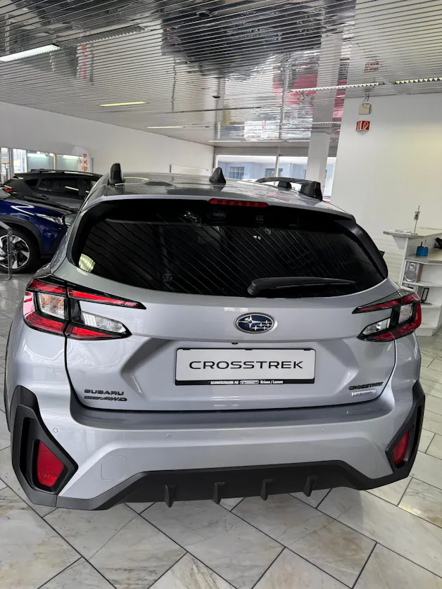 Subaru Crosstrek 2.0i e-Boxer Swiss Plus
