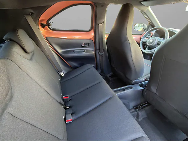 Toyota Aygo X 1.5 VVT-i HSD Trend