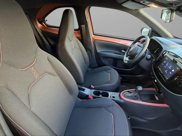 Toyota Aygo X 1.5 VVT-i HSD Trend