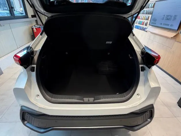 Toyota C-HR 2.0 PHEV Swiss Edition