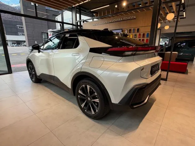 Toyota C-HR 2.0 PHEV Swiss Edition