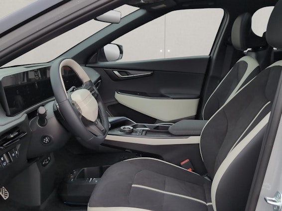 Fahrzeugbild 8 Fahrzeugbild 8