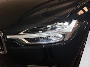 Fahrzeugbild VOLVO XC60 2.0 B5 MH Inscription AWD