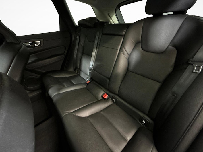 immagine del veicolo VOLVO XC60