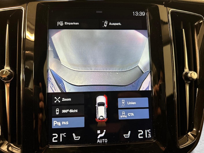 immagine del veicolo VOLVO XC60