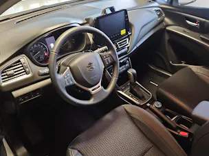 Suzuki S-Cross 1.4 T Sakura Top Hybrid 4x4