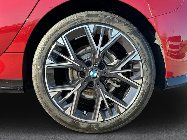 BMW 116 M Sport Fire Red (CH) 📍