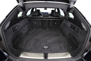 Vehicle image BMW 520d xDrive Touring