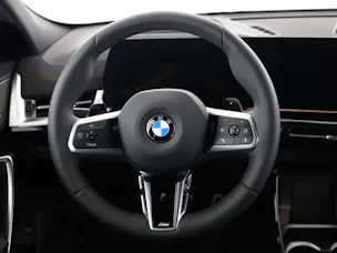 BMW X2 20d xDrive paddles