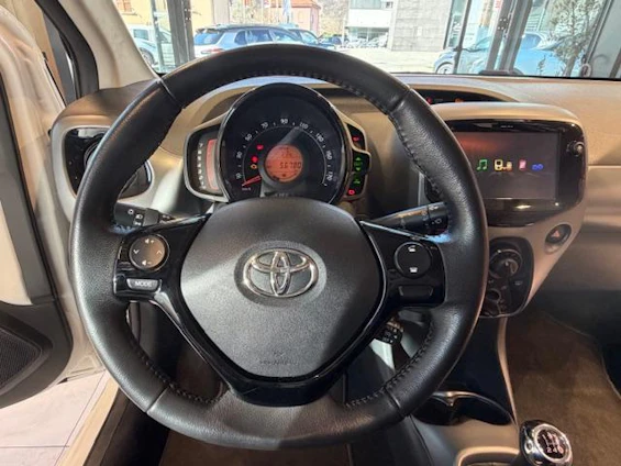 image du véhicule 9 image du véhicule 9