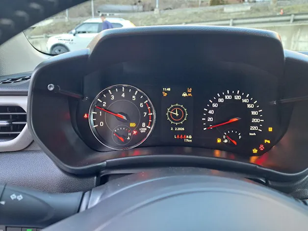 Suzuki Swift 1.2 Sakura Top Hybrid 4x4