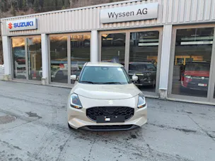 Suzuki Swift 1.2 Sakura Top Hybrid 4x4