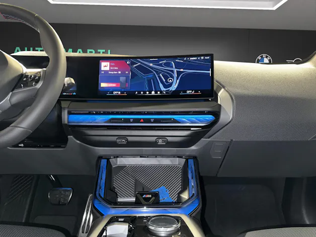 BMW X3 M50i
