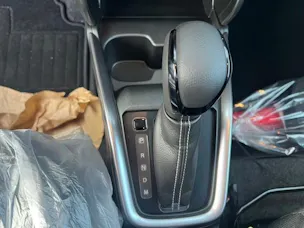 Suzuki Swift 1.2 Sakura Top Hybrid