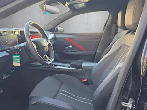 Opel Astra 1.6 T PHEV 180 Swiss Plus