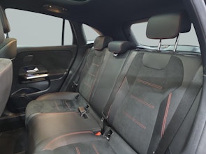 image du véhicule MERCEDES-BENZ GLA 250 e AMG Line