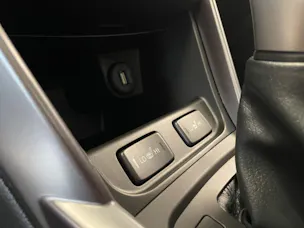 Suzuki S-Cross 1.4 T Sakura Top Hybrid 4x4