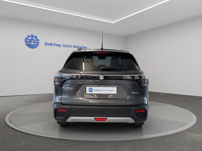 image du véhicule SUZUKI S-CROSS