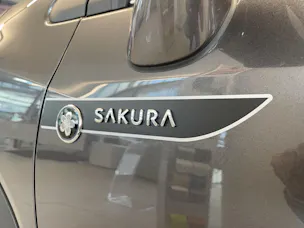 Suzuki S-Cross 1.4 T Sakura Top Hybrid 4x4