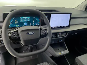Ford E-Transit Courier Van Trend