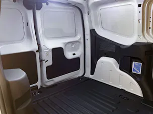 Ford E-Transit Courier Van Trend