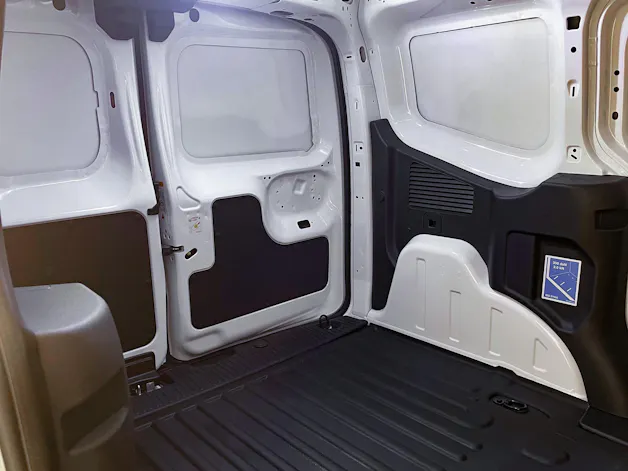 Ford E-Transit Courier Van Trend