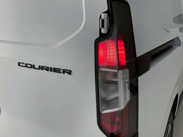 Ford E-Transit Courier Van Trend