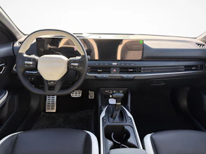 https://vehicle.imgix.net/4197678/801adc0e-df9e-4bde-a898-06c8afb55df3.jpg