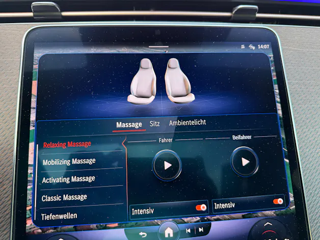 Mercedes-Benz EQE 350+ Electric Art Line