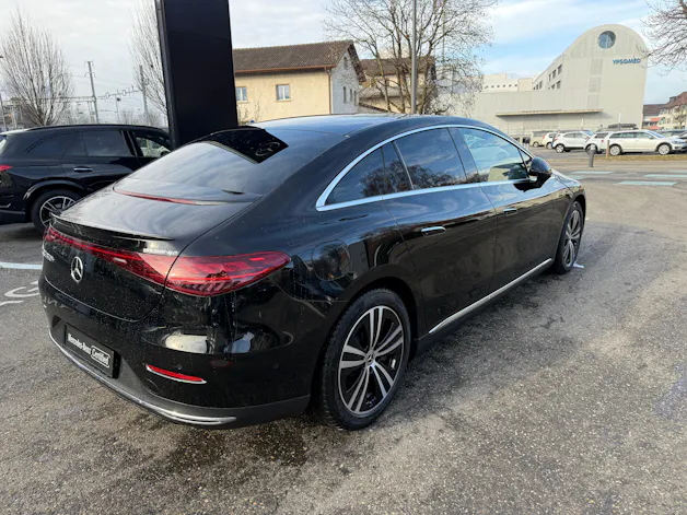 Mercedes-Benz EQE 350+ Electric Art Line