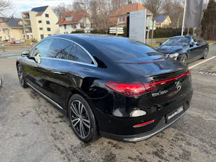 Mercedes-Benz EQE 350+ Electric Art Line