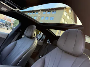 Mercedes-Benz EQE 350+ Electric Art Line