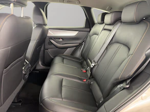 https://vehicle.imgix.net/4197720/8e96088a-b8ad-433c-aec4-639a2708c21e.jpg