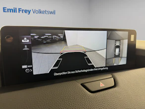 https://vehicle.imgix.net/4197720/c209ba5f-9008-4b1c-8174-408e567a0916.jpg