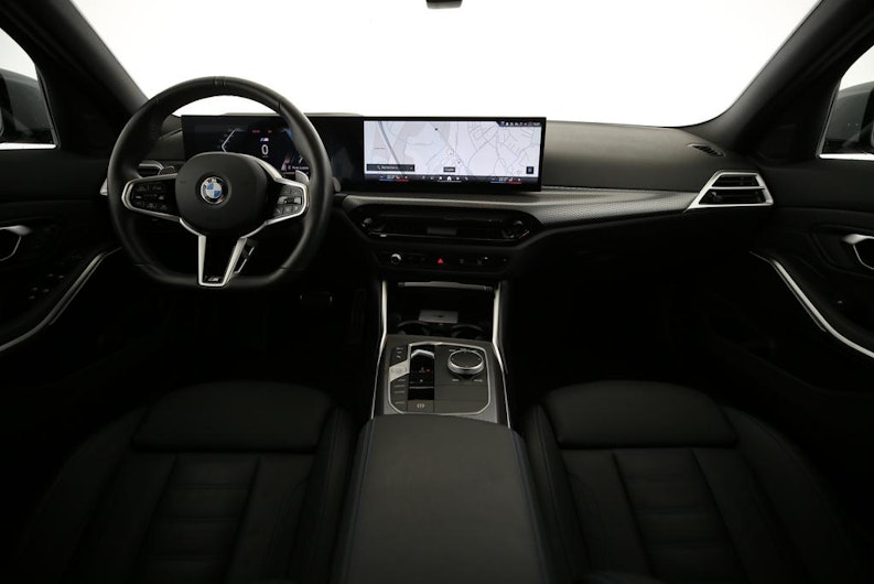 Vehicle image BMW 3 SERIES