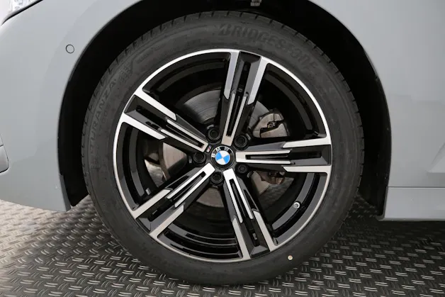 BMW 320d xDrive Touring