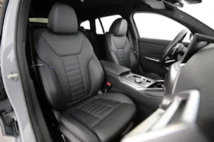 BMW 320d xDrive Touring