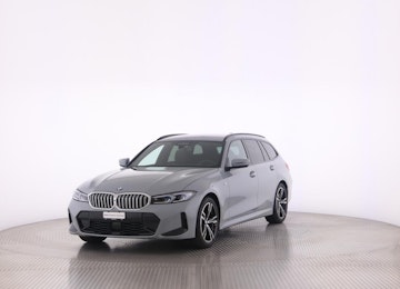 Vehicle image BMW 320d xDrive Touring Vehicle image BMW 320d xDrive Touring