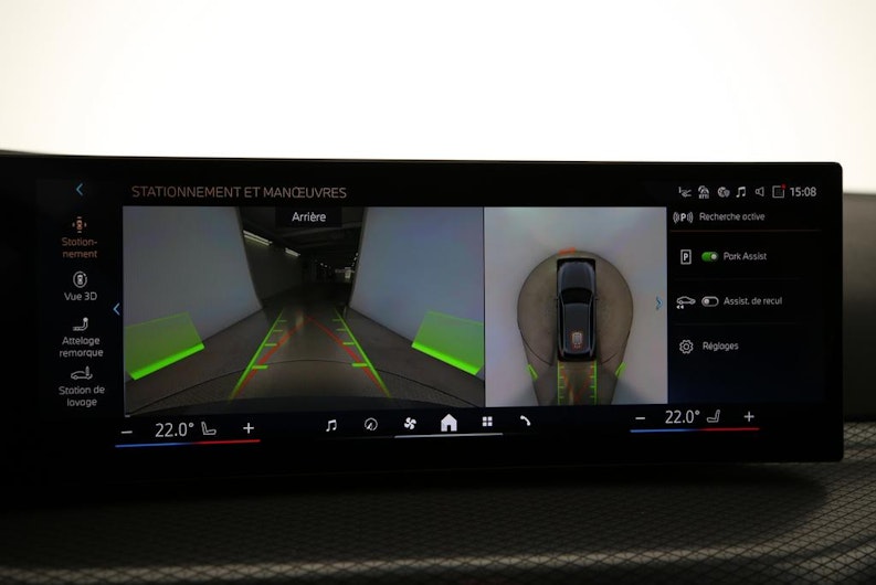 Vehicle image BMW 3 SERIES