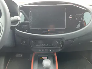 Toyota Aygo X 1.5 VVT-i HSD Trend