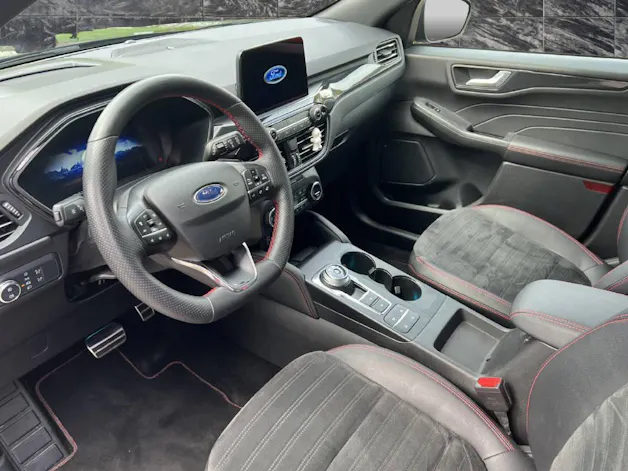 Ford Kuga 2.5 Hybrid ST-Line X 4x4
