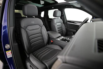 https://vehicle.imgix.net/4197793/c7269d2e-f8ee-4264-9f3f-0970baed696c.jpg