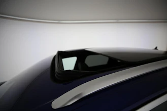 https://vehicle.imgix.net/4197793/cfe60b9f-bbee-4a8d-8609-4418bb0a09bd.jpg