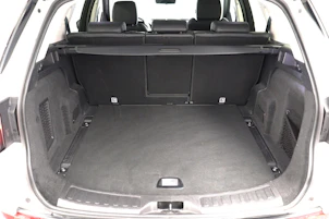 Fahrzeugbild LAND ROVER Discovery Sport 2.0 Si4 SE