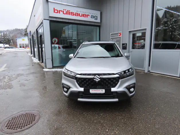 Suzuki S-Cross 1.4 T Sakura Top Hybrid 4x4