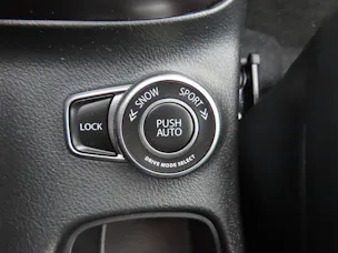 Suzuki S-Cross 1.4 T Sakura Top Hybrid 4x4