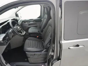 Ford E-TOURNEO Custom L2 Titanium X