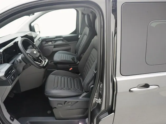 Ford E-TOURNEO Custom L2 Titanium X