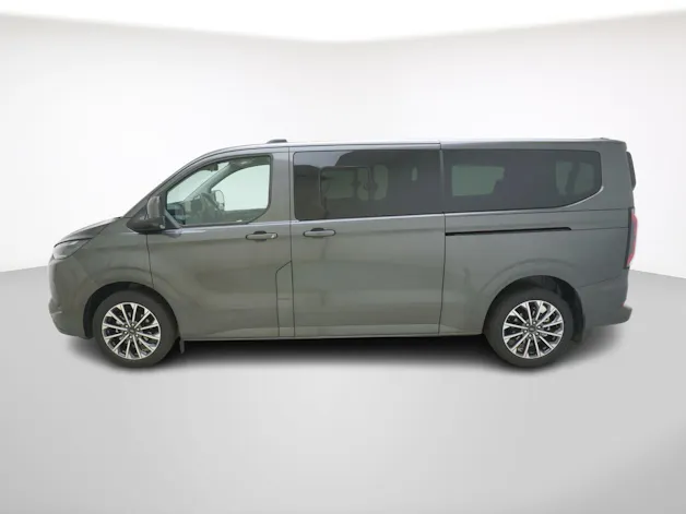 Ford E-TOURNEO Custom L2 Titanium X