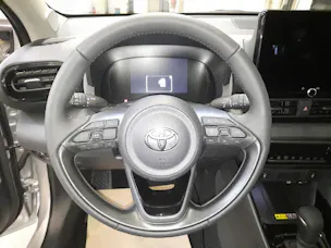 Toyota Yaris 1.5 VVT-i HSD Trend